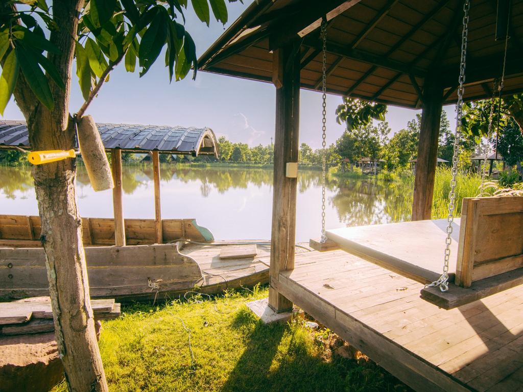 Tanita Lagoon Resort Udon Thani Exterior photo