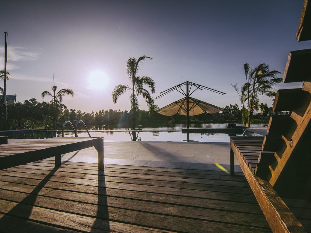 Tanita Lagoon Resort Udon Thani Exterior photo
