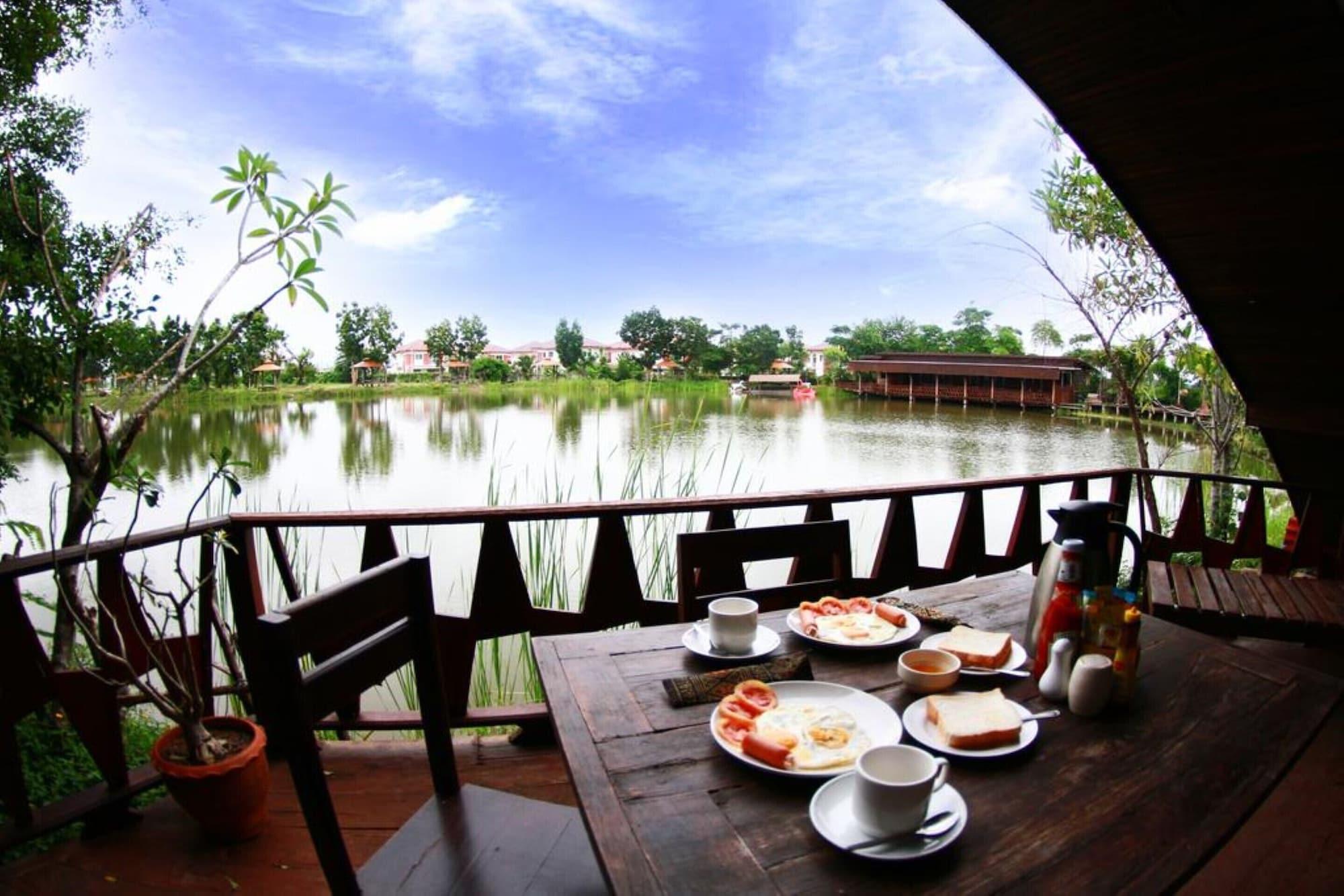 Tanita Lagoon Resort Udon Thani Exterior photo