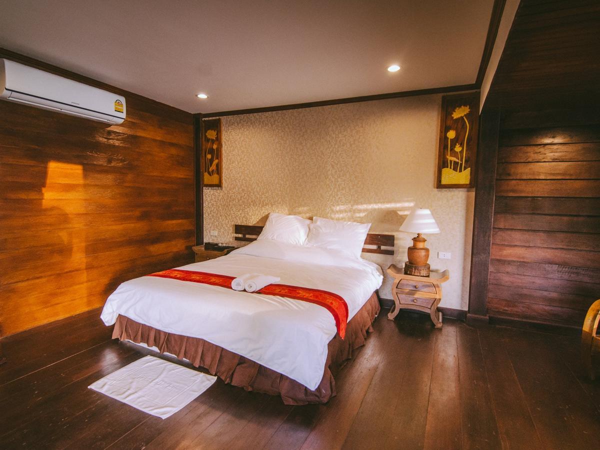 Tanita Lagoon Resort Udon Thani Room photo